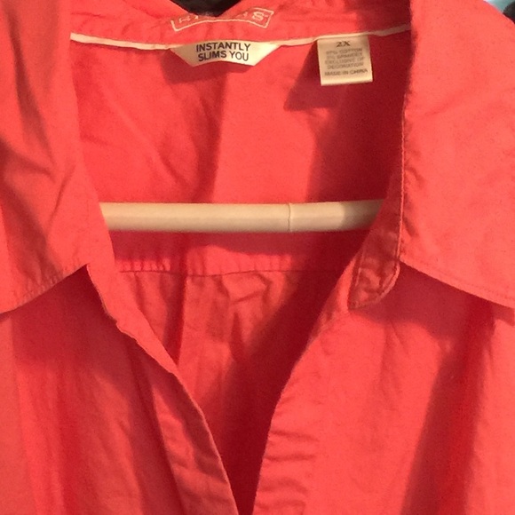 Lady top - Picture 1 of 3